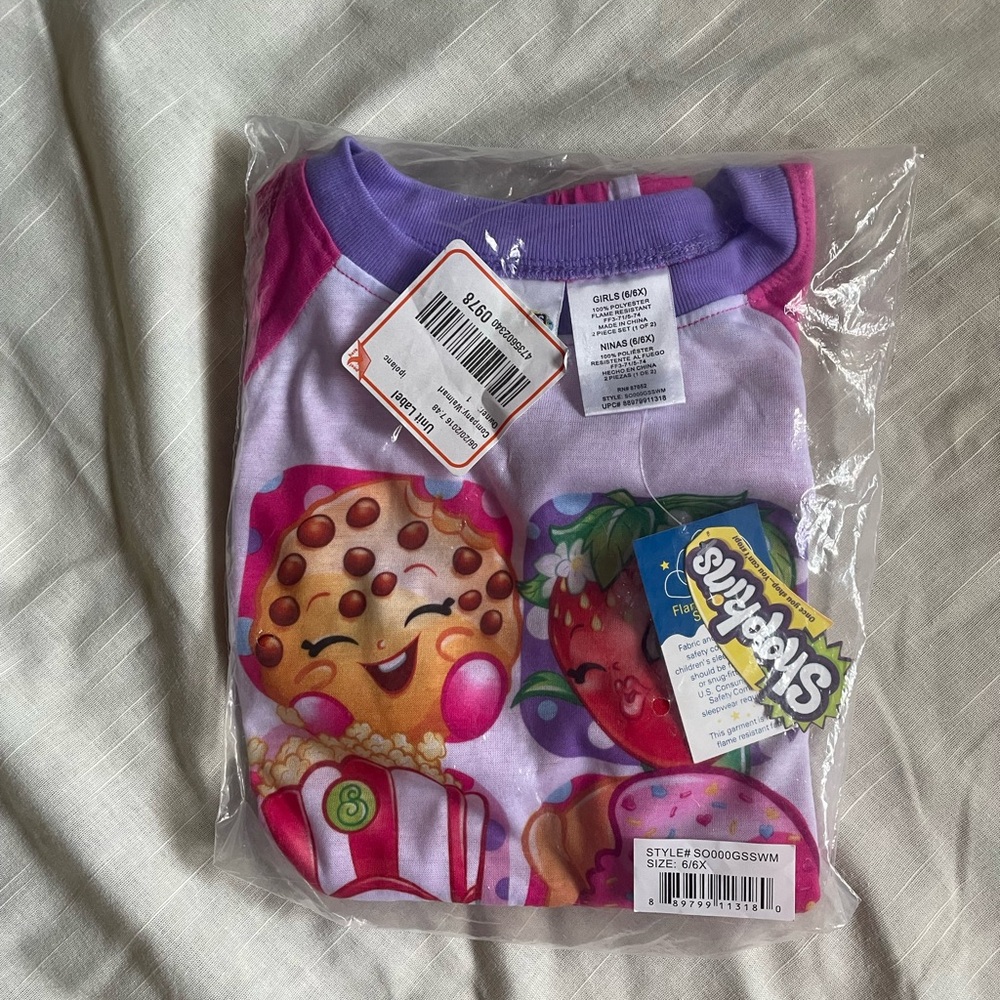 Shopkins 2 pc. girls size 6/6X short sleeve pajama set